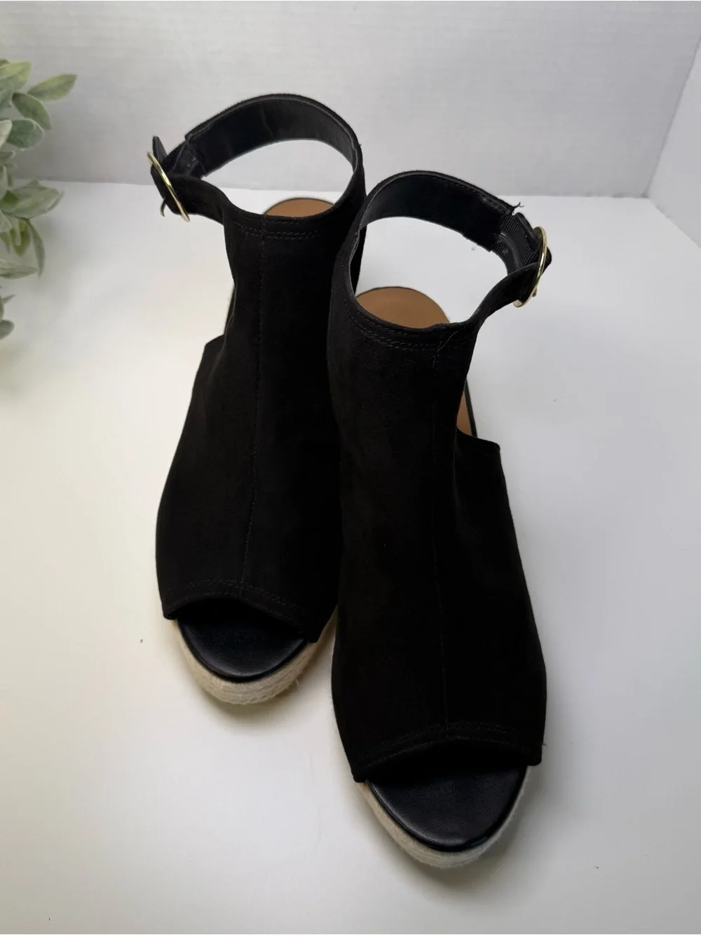 Qupid Caleb Black & Beige Open-Toe Espadrille Wedge Boho Sandals Womens Size 10